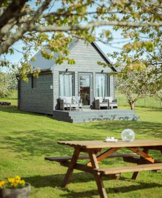 Kurzeme House | Discover Vectēva dārzs: Pet-Friendly Retreat with Hot Tub