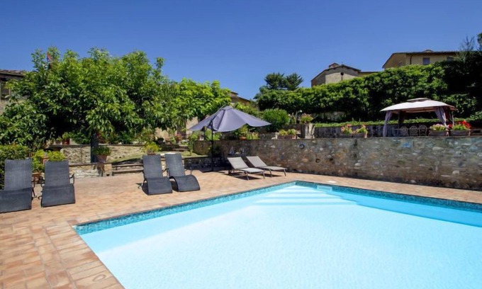 San Gimignano House | Discover Vedi Torre with Private Pool & Spa Amenities