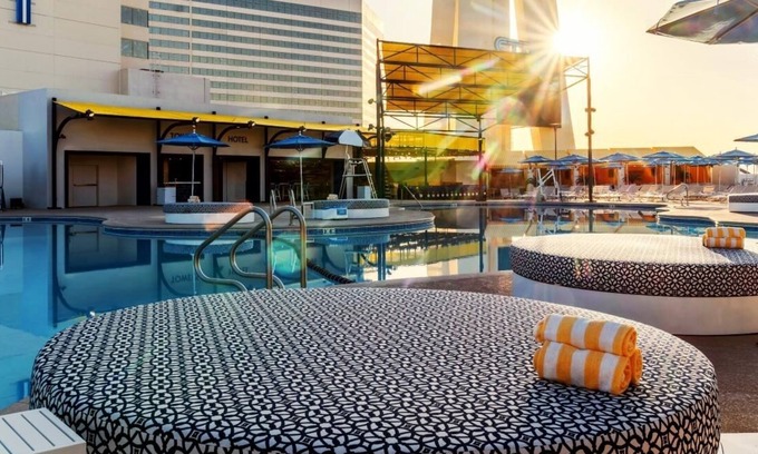 Gateway District Hotel | Exciting Stay with Casino, Pools & Near World Market Center
