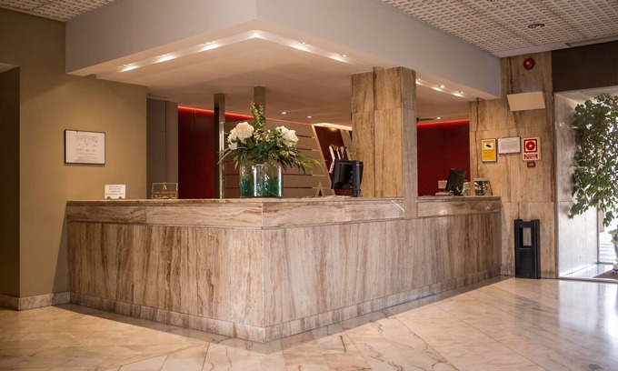 Don Benito Hotel | Discover Vegas Altas: 4-Star Retreat with Pool & Spa
