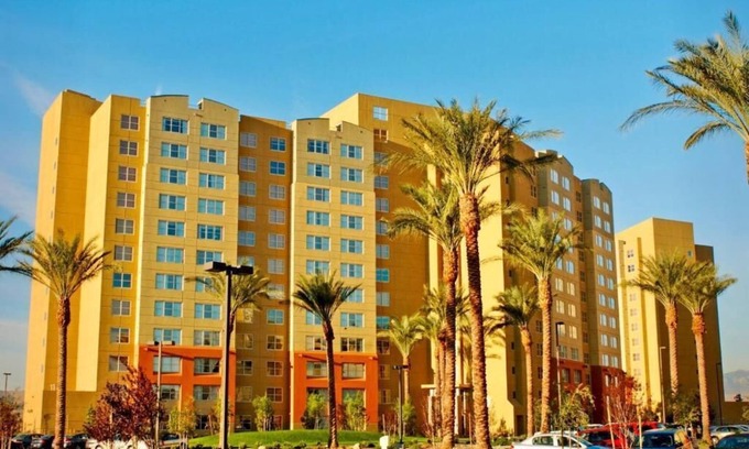 Enterprise Resort | Convenient Vegas Retreat Near Formula 1 Action