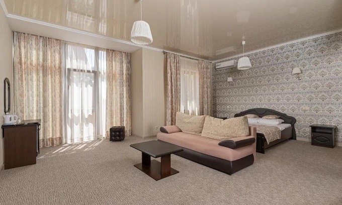 Gelendzhik House | Top-rated Vegas Guest House for Your Dream Stay