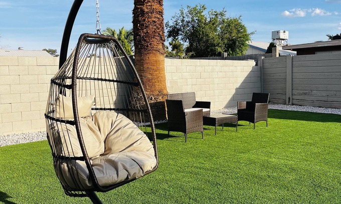 Whitney House | Relaxing Vegas Retreat with Private Hot Tub & Pool Access
