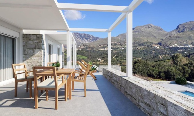 Plakias Villa | Discover Velagio Villas Plakias: Pet-Friendly Getaway