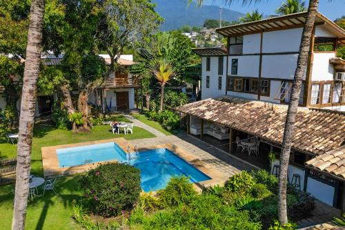 Barra Velha Hotel | Cozy VELINN Caravela Pousada with Ocean Views & Pool