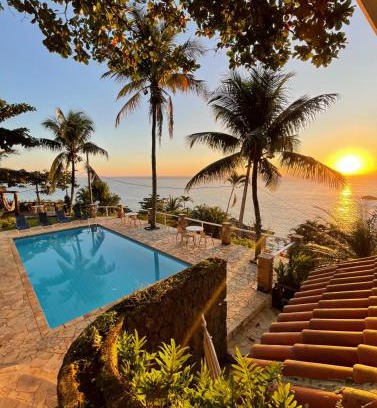 Praia de Borrifos Hotel | Relax at VELINN Pousada 8 Ilhas with Pool & Ocean Views