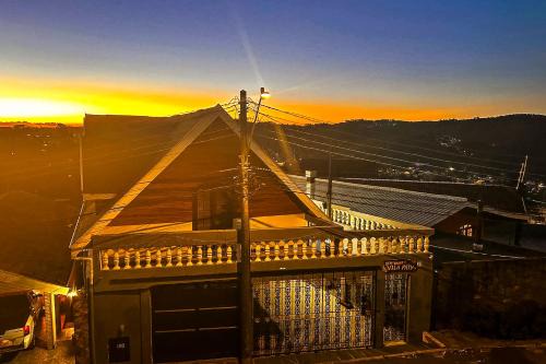 Vila Britania House | Discover Pousada Villa Paty - Family & Pet Friendly Stay