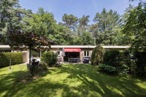 Otterlo Apartment | Nature Retreat: Veluwe Home for Families of 2-4