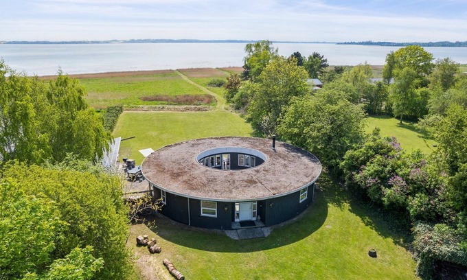 Odsherred Kommune House | Oceanfront Retreat "Vemund" Steps from the Inlet