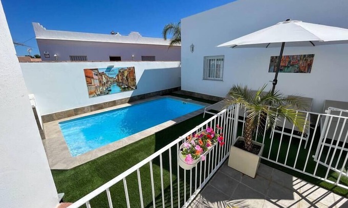 San Ambrosio Villa | Relax at Venice House with Private Pool & Spa in Vejer