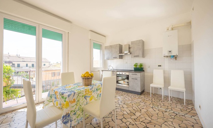 Favaro Veneto Apartment | Elevated Escape at Venice Roof Garden with Spa & Dining