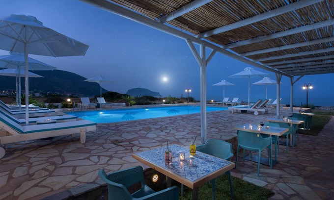 Trochalia Hotel | Venti Seaside Adult Hotel: Relax by the Pool & Spa