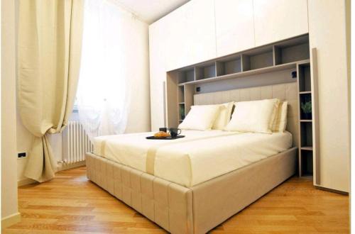 Lovere Old Town Apartment | VENTUNO - Modern Apartment Near Country & Lake with Kids Welcome