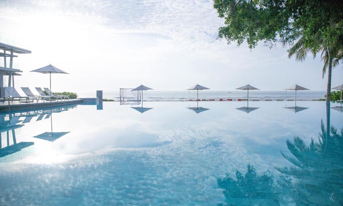 Cha-am Hotel | Discover Veranda Resort & Villas Hua Hin Cha Am's Oceanfront Bliss