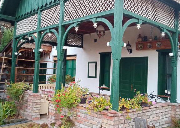 Veroce House | Family-Friendly Retreat at Veranda Vendégház, Rated 9.3/10
