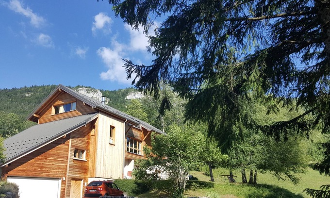 Lans-en-Vercors Cottage | Modern Chalet Retreat for Families with Pool & Spa