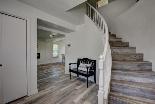 Nampa House | Explore Verdant Valley: Pet-Friendly 4-Star Retreat