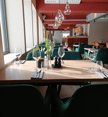 Lakselv Hotel | Pet-Friendly Verdde Hotel Lakselv with Breakfast Options