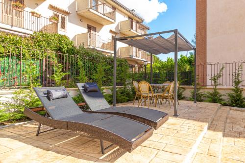 Ospedaletto D'Alpinolo House | Pet-Friendly Verde Coccola: Oceanfront Retreat with Hot Tub