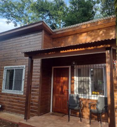 Leandro N. Alem House | VerdeMonte - Cabaña Lapacho