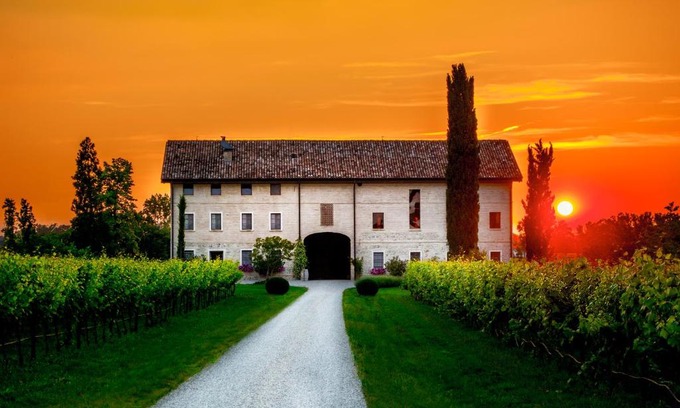 Albinea House | Exceptional Stay at Verdenoce Agriturismo B&B - 4 Stars