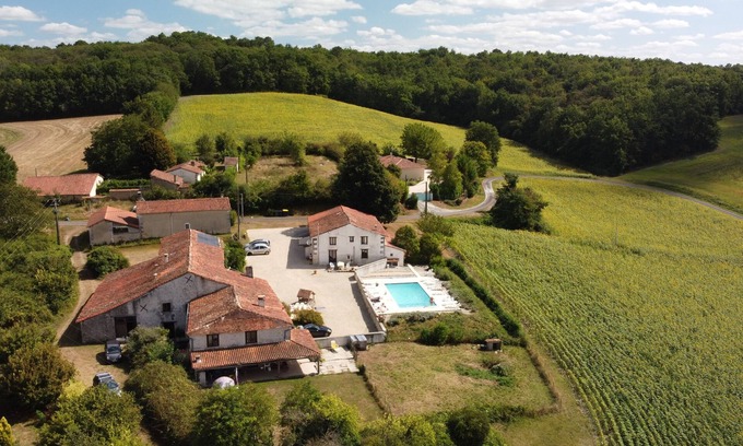 Boisne-la-Tude Cottage | Cozy Stay at Verdier Gites with Family-Friendly Amenities