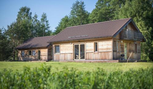 Vergi House | Discover Vergi Puhkemajad: Oceanfront Family Retreat