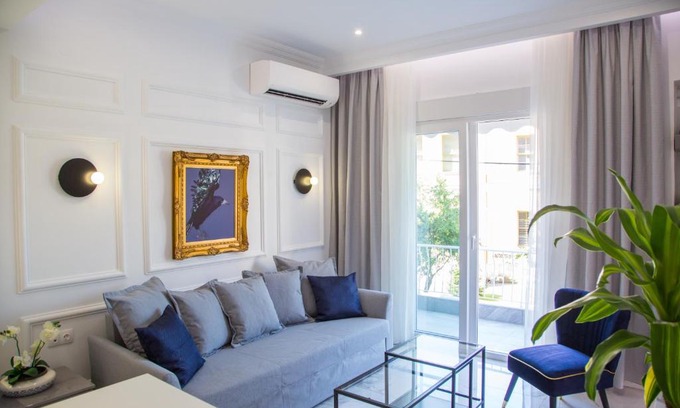 Veroia Apartment | Elegant Veria Luxury Suite: Guest Rated 9.8, Hot Tub & Family Friendly