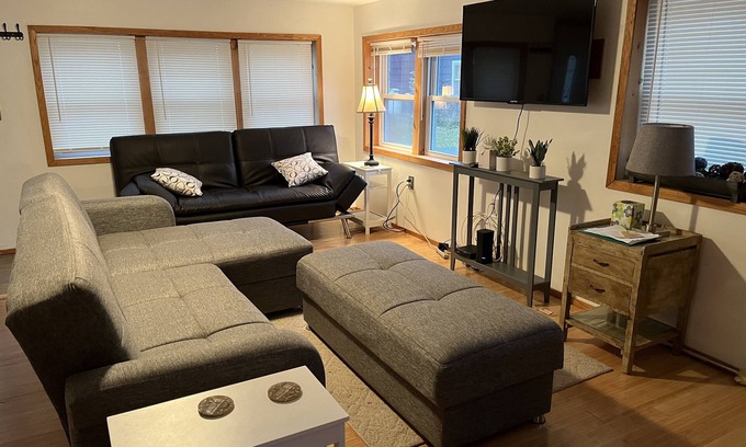 Verona Beach Cottage | Experience Verona Beach Lakeside Retreat with Ocean Views!