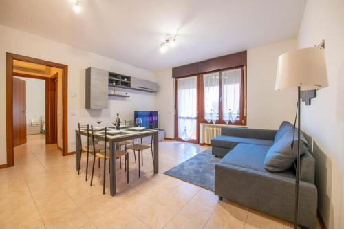 Sud Apartment | Pet-Friendly Verona Getaway - Garage & WiFi Included