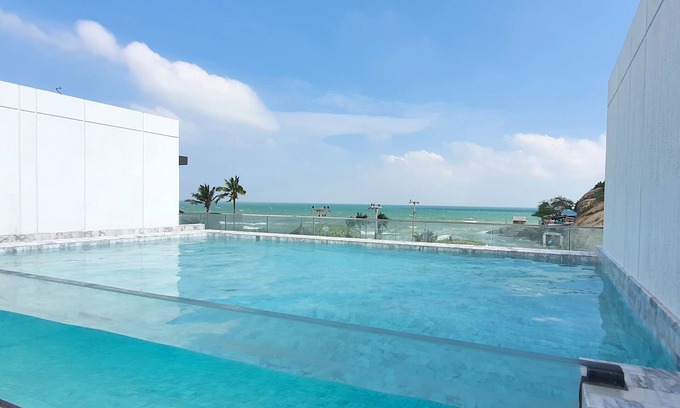 Khao Takiab Resort | Discover VERSO Hua Hin - a Veranda Collection Retreat