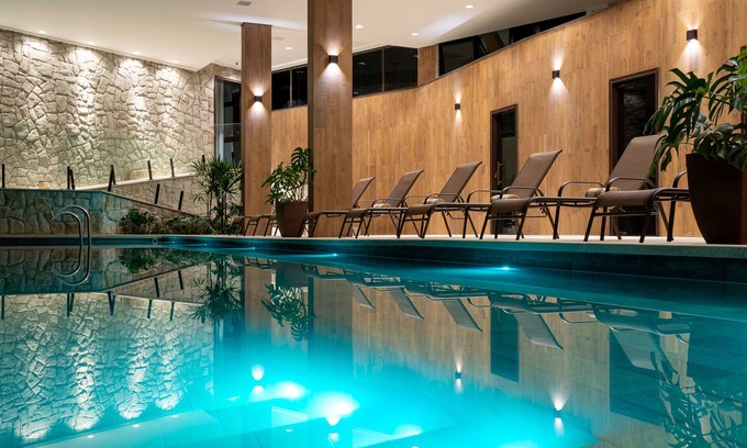Penedo Hotel | Exquisite Vert Hotel Spa: Rated 9.6 with Pool & Restaurant