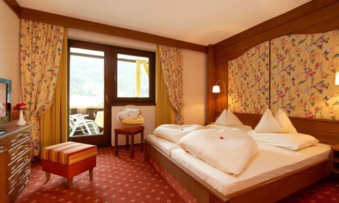 Bad Kleinkirchheim House | Indulge in the Verwöhn-suite at Thermenwelt Hotel Pulverer