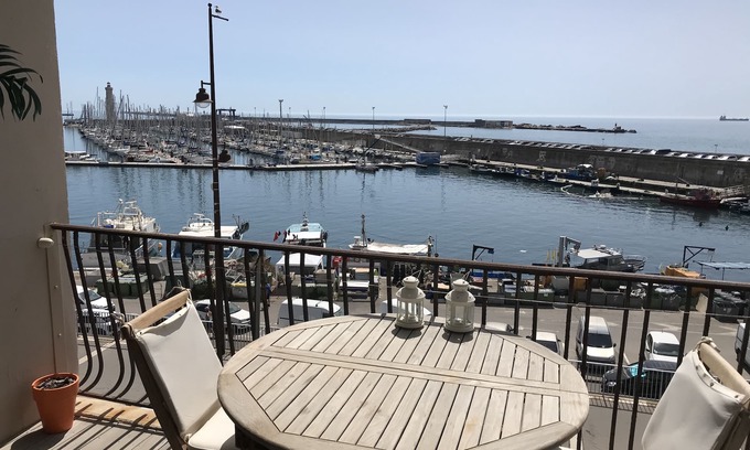 Sete Apartment | Bright F2 with Terrace and Panoramic Port Views