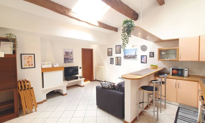 Forli Apartment | Central and Cozy Two-Room Apartment with Breakfast