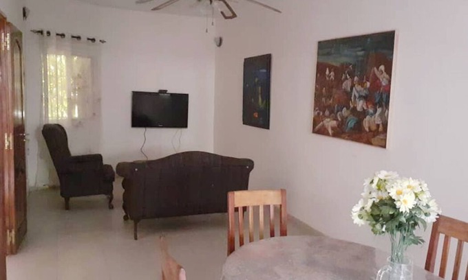 Dakar-Plateau Apartment | Cozy Oceanfront Apartment with Pet-Friendly Amenities