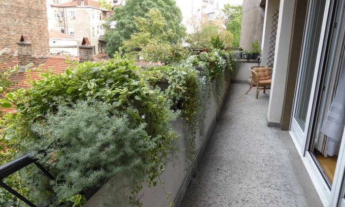 Slavija Apartment | Family and Couple Friendly Hotel with Inviting Terrace