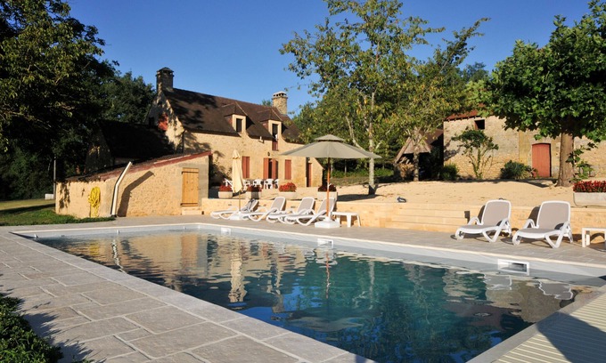 Vitrac Cottage | Prime Location with River Access & Pool – Guest Rated 9.8