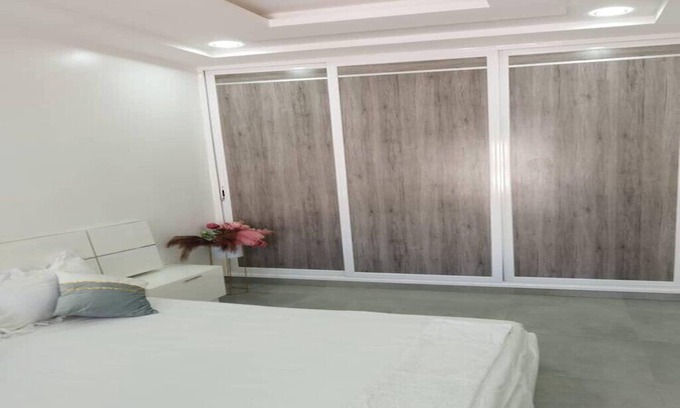 Thies Bed & Breakfast | Very large, air-conditioned room with private bathroom and balcony at the home stay