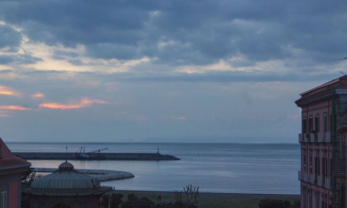 Castellammare di Stabia Apartment | Beautiful Coastal Retreat for Art Lovers with Ocean Views
