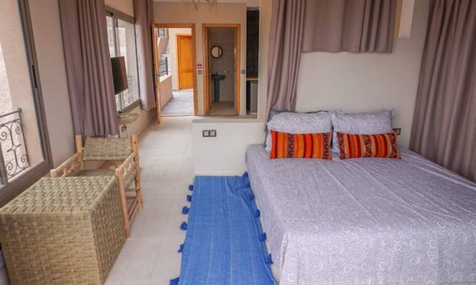Swiss City Apartment | Cozy Apartment with Sea View, Perfect for Families