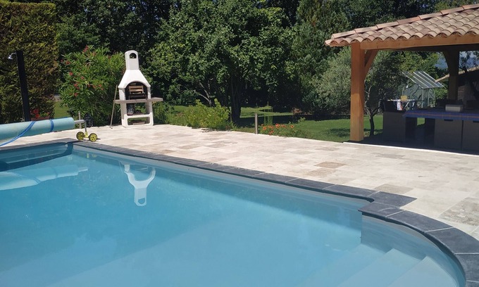 Meyrargues Villa | Inviting Villa with Pool and Summer Kitchen, Rated 9.8/10