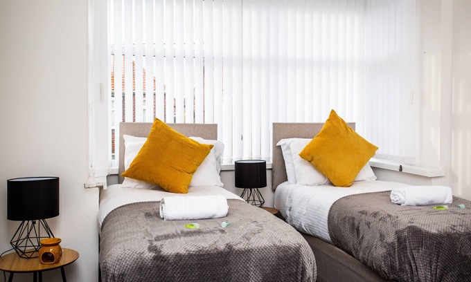 Newcastle-upon-Tyne House | Spacious 3-Bed Home in Newcastle with Family-Friendly Amenities