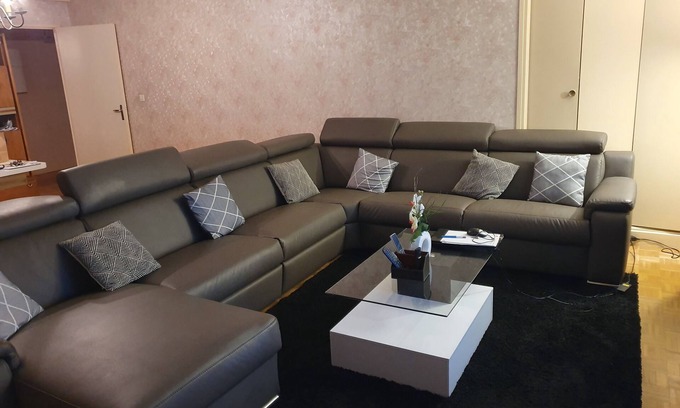 Creil Apartment | Spacious 113 m² Apartment Close to Paris Attractions