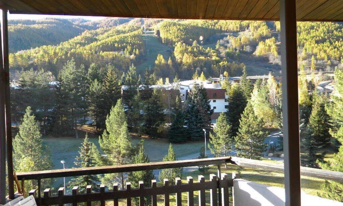 La Salle-les-Alpes Apartment | Spacious Renovated Apartment with Lake View & Pool Access