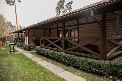 Pirnove Hotel | Veselyj Zajets: Oceanfront Retreat with Pool and Breakfast