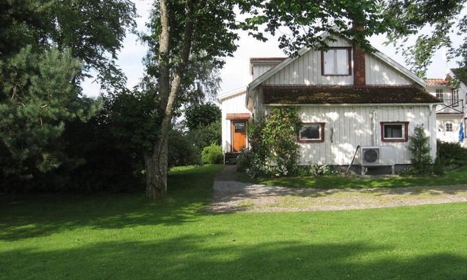 Grastorp House | Serene Vesteby Hus: A Peaceful Countryside Getaway