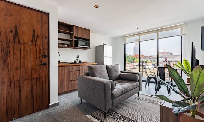 Santa Maria la Ribera Apartment | Cozy 1BR with Balcony at VH | Confort Sta Ma la Ribera
