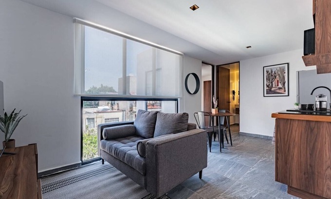 Santa Maria la Ribera Apartment | Awaken in Sta Ma la Ribera | 1BR with Gym Access