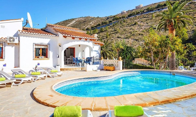 L'Alcassar Villa | Villa Colbryca by Villa Plus